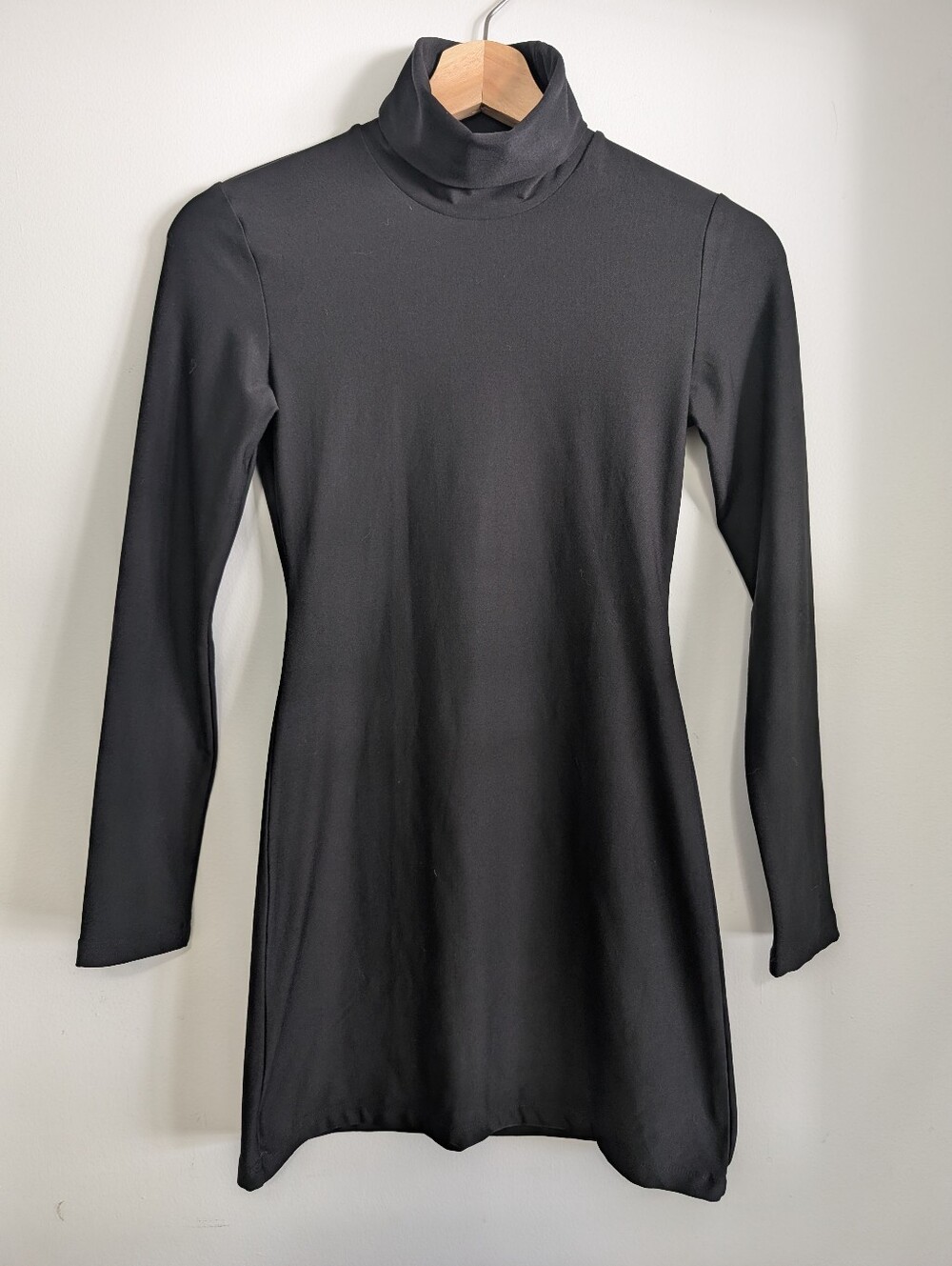 Alphalete XS Bodycon Allure Mini Dress Black Fitted Turtleneck Long Sleeve